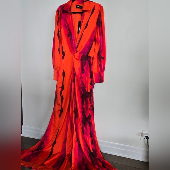 Fashion Nova - Nova Luxe Long Sleeve Maxi Dress - Plus Size - 3x - Picture 3 of 10